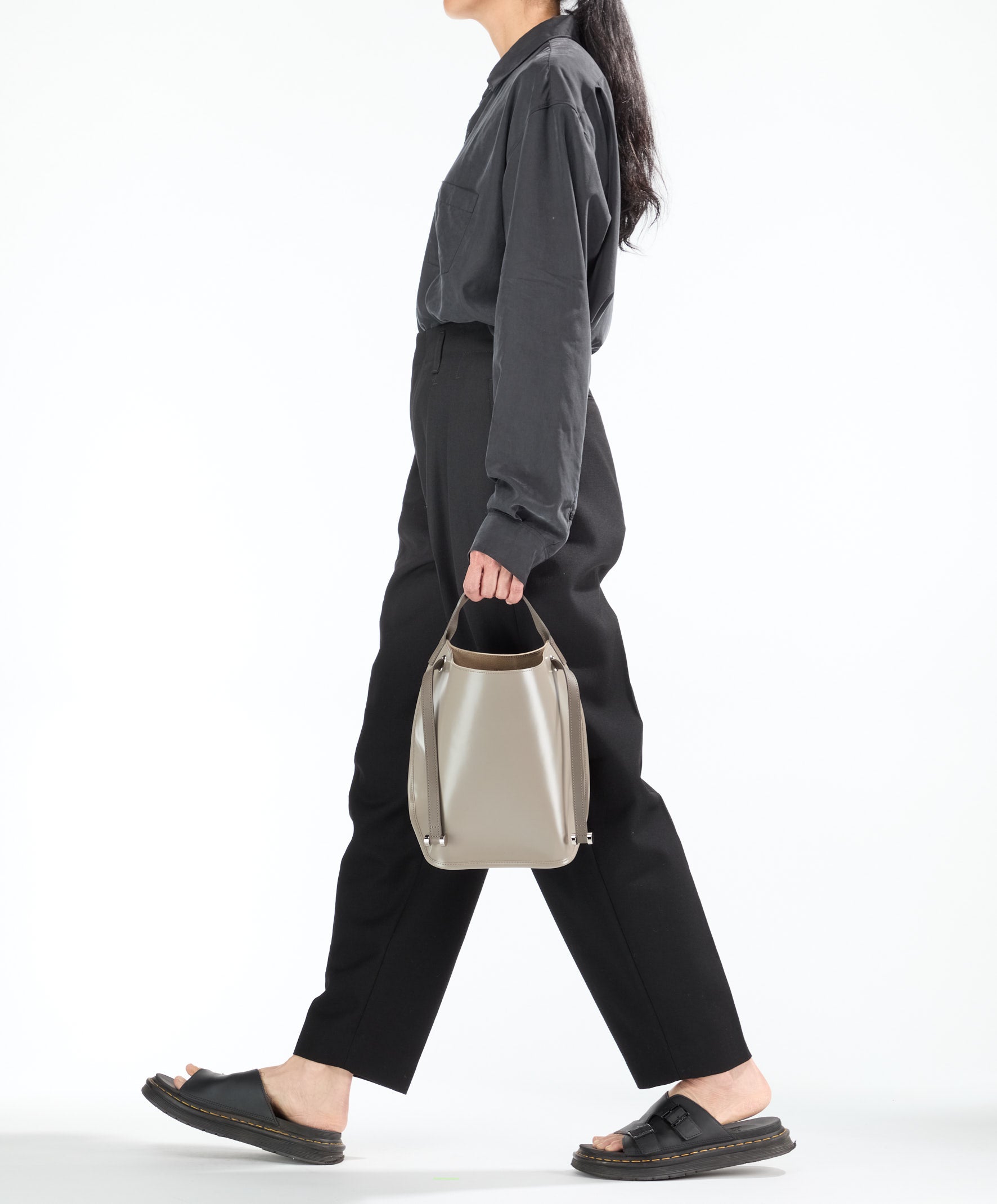 PIENI (ピエニ) Kaari KUU brown KUU
