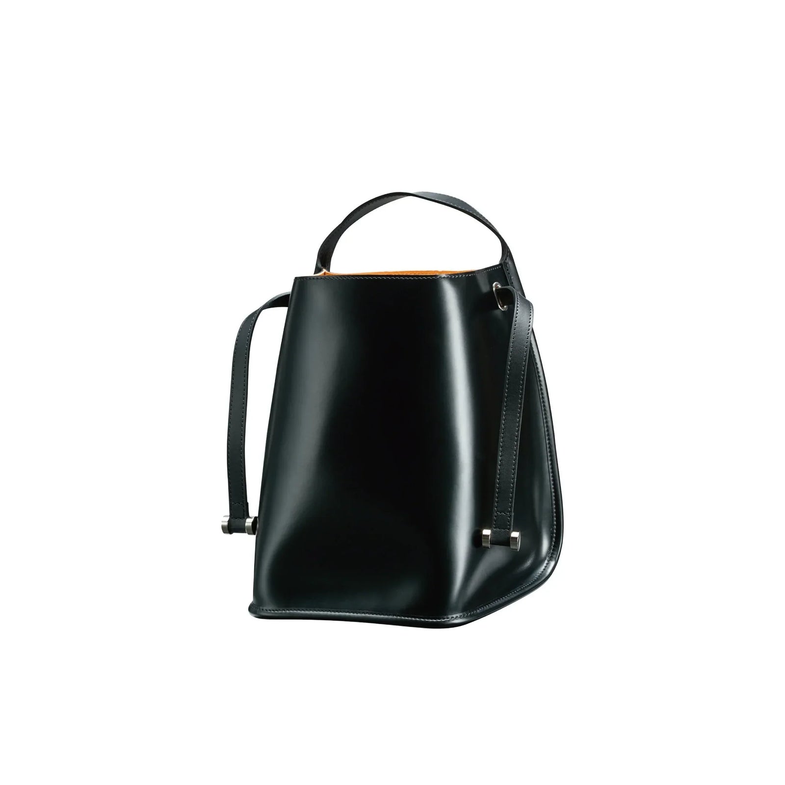 kuu_cam_006_7c28d402-6d31-4053